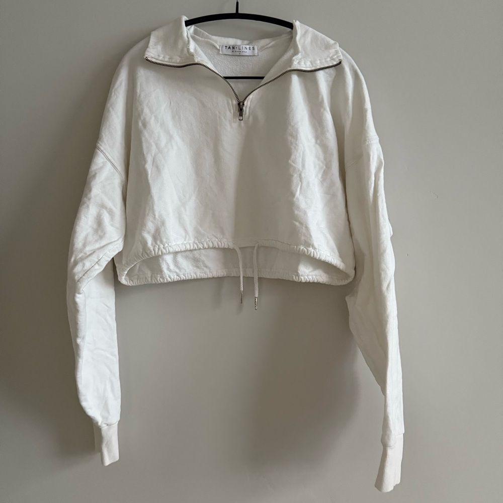 White Quarter-Zip Cropped Sweatshirt and Shorts Set